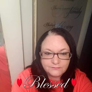 Meet your Posher, Ina